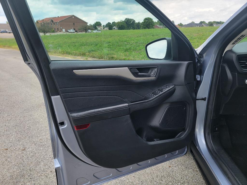 used 2022 Ford Escape car, priced at $22,225