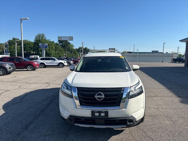 used 2023 Nissan Pathfinder car, priced at $35,998