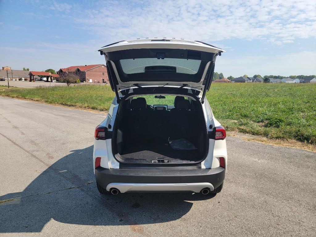new 2025 Ford Escape PHEV car, priced at $38,398