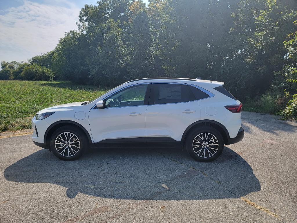 new 2025 Ford Escape PHEV car, priced at $38,398