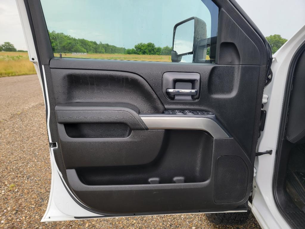 used 2018 Chevrolet Silverado 2500 car, priced at $30,995