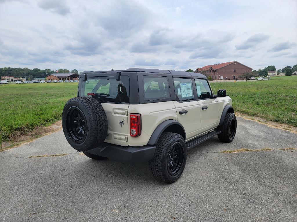 new 2025 Ford Bronco car, priced at $50,197