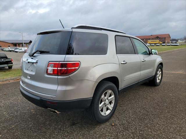 used 2008 Saturn Outlook car, priced at $3,500