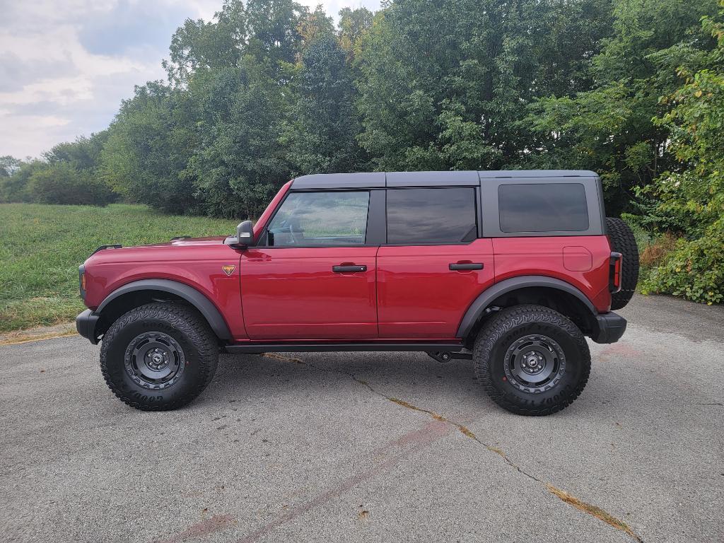 new 2025 Ford Bronco car, priced at $61,037