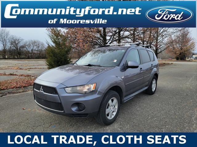 used 2010 Mitsubishi Outlander car, priced at $5,000