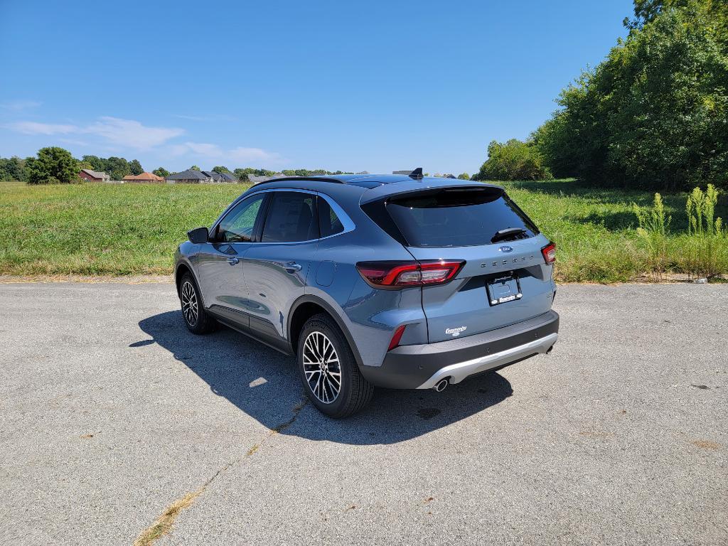 new 2025 Ford Escape PHEV car, priced at $33,467