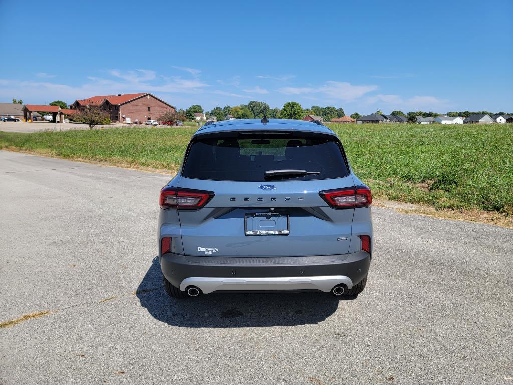 new 2025 Ford Escape PHEV car, priced at $33,467