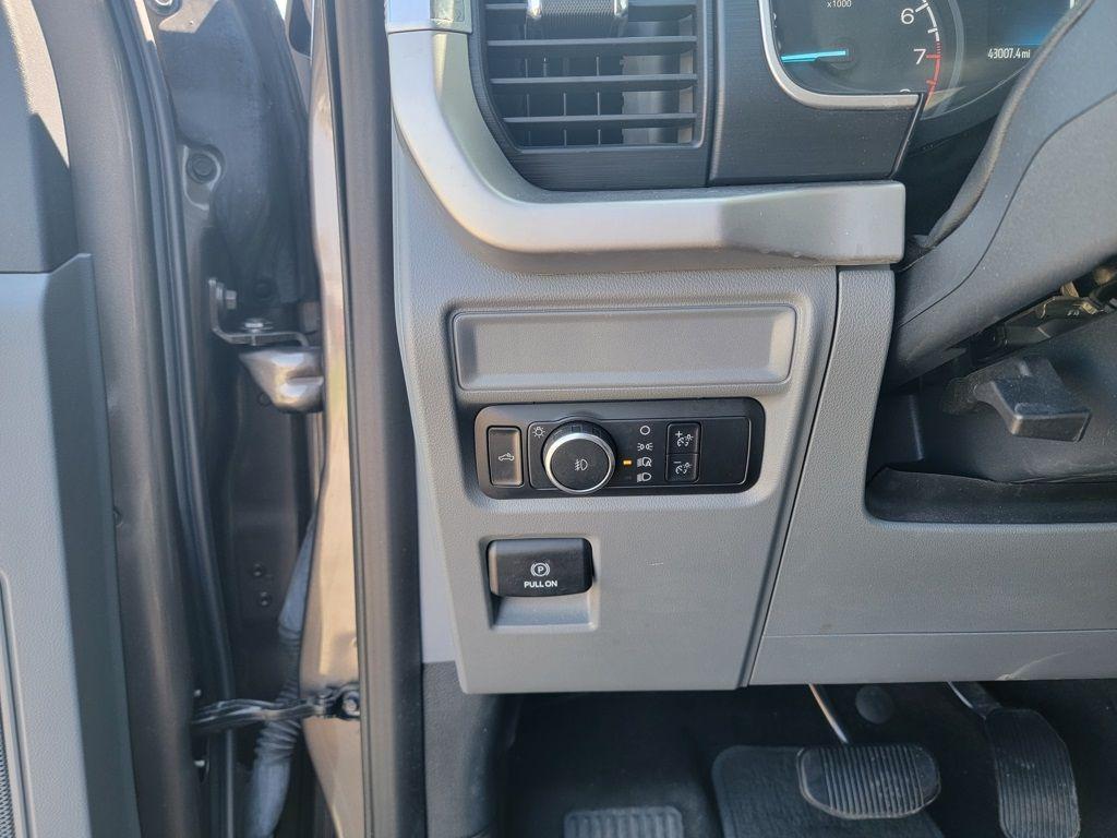 used 2022 Ford F-150 car, priced at $39,895