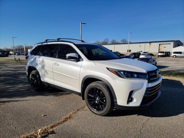 used 2019 Toyota Highlander car, priced at $25,377