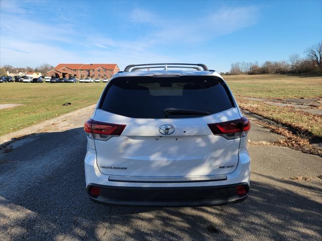 used 2019 Toyota Highlander car, priced at $25,377