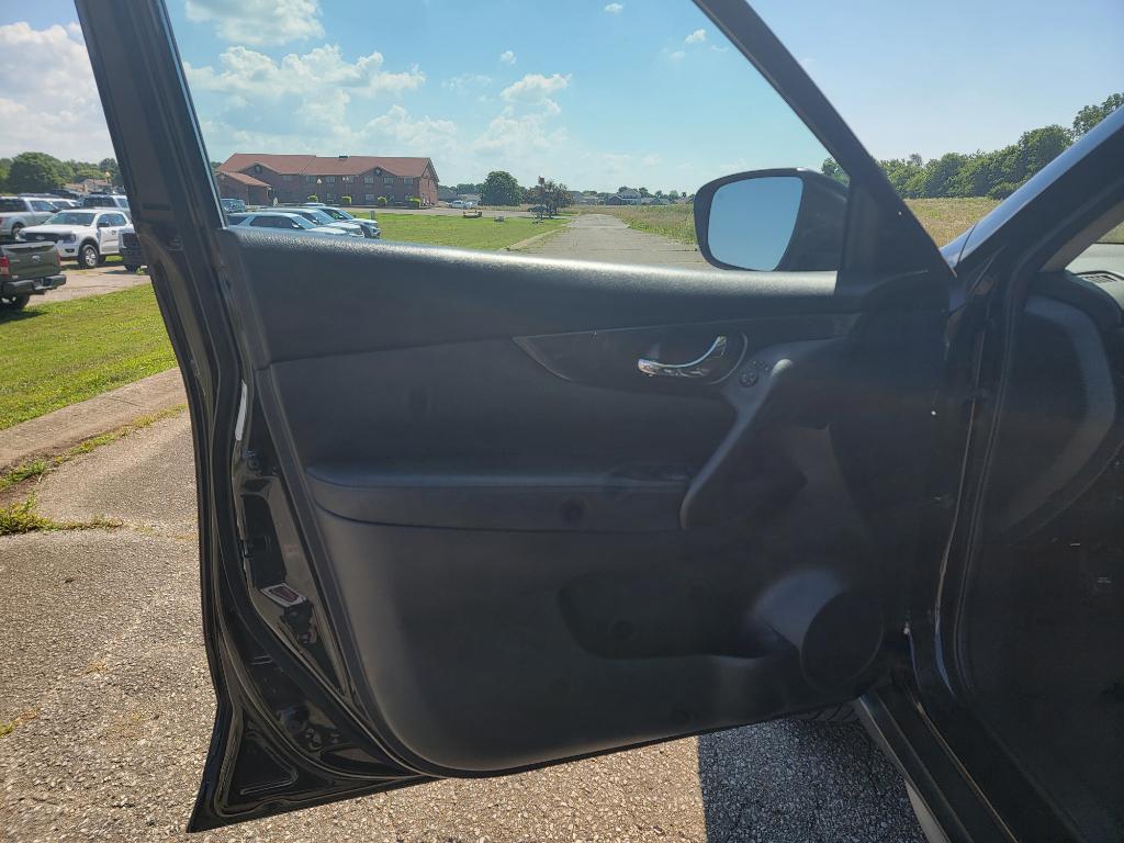 used 2018 Nissan Rogue car, priced at $12,197