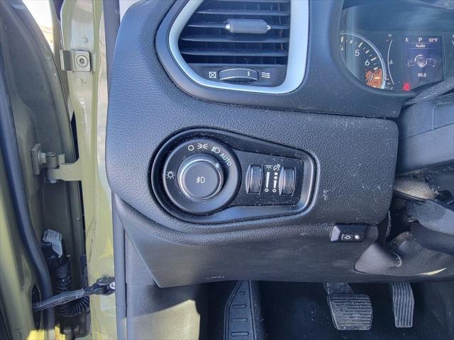 used 2015 Jeep Renegade car, priced at $9,899