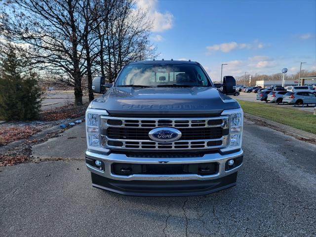 new 2025 Ford F-350 car, priced at $72,657