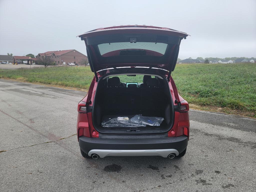 new 2026 Ford Escape PHEV car, priced at $37,390