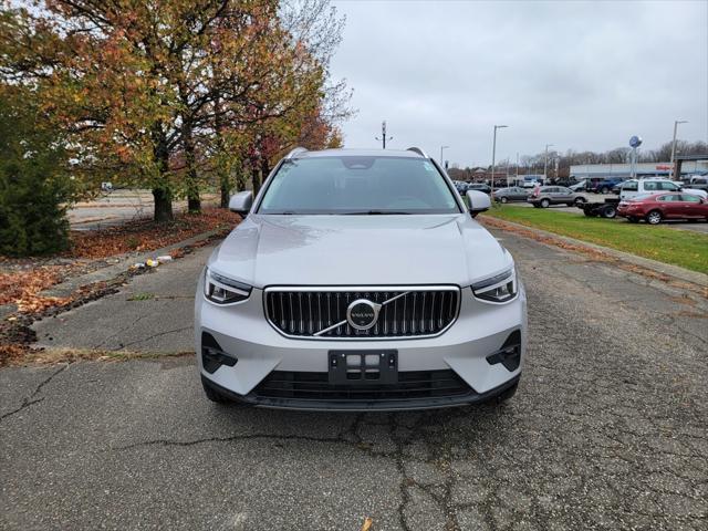 used 2024 Volvo XC40 car, priced at $31,200