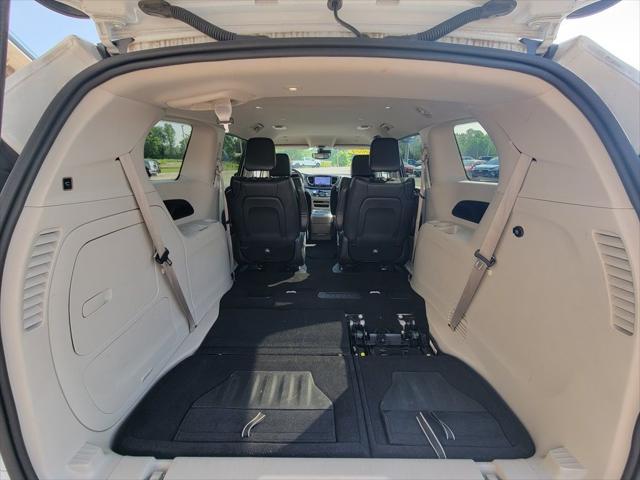 used 2024 Chrysler Pacifica Hybrid car, priced at $30,995