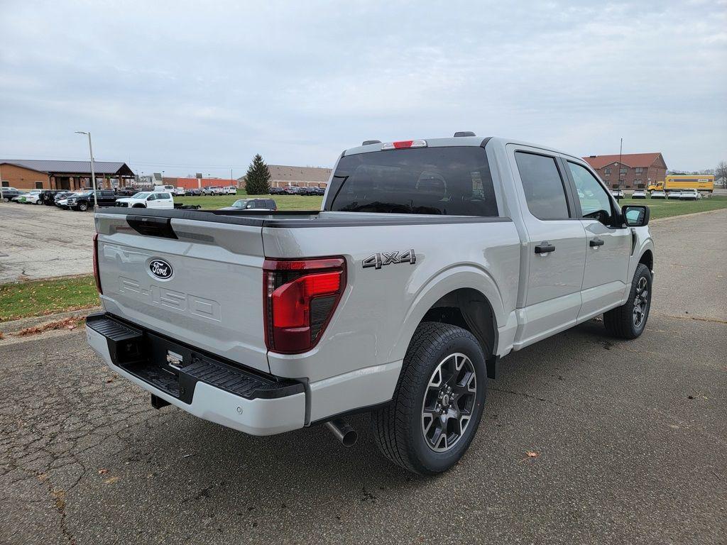 new 2024 Ford F-150 car, priced at $42,425
