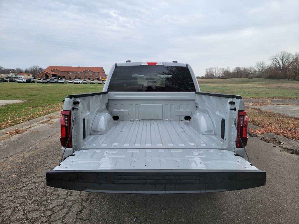 new 2024 Ford F-150 car, priced at $42,425