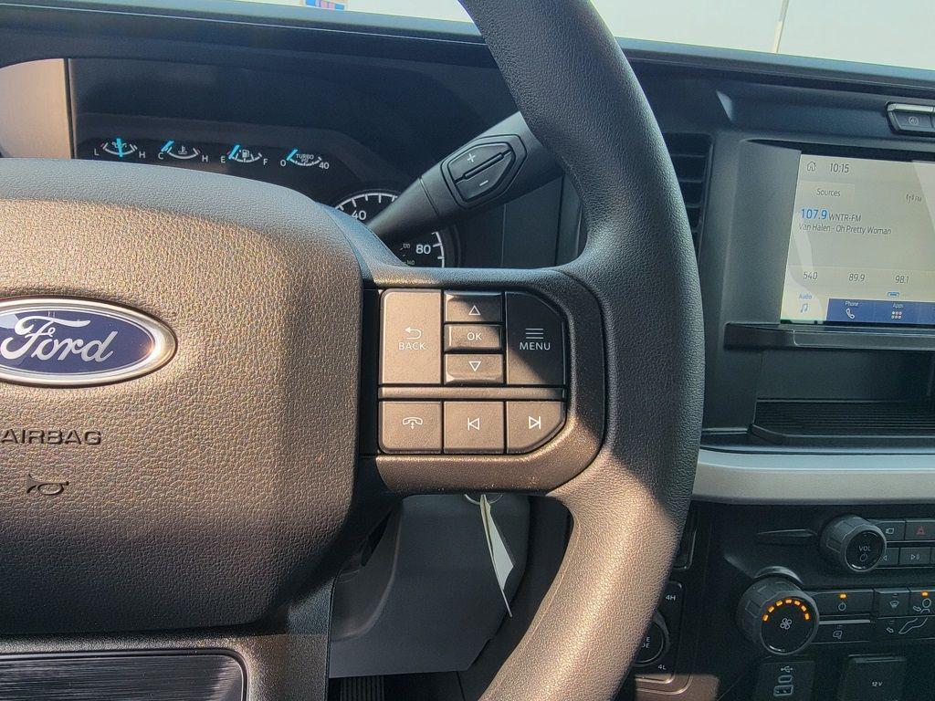 new 2025 Ford F-350 car, priced at $65,670