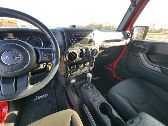 used 2015 Jeep Wrangler Unlimited car, priced at $18,000