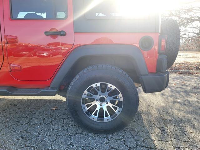 used 2015 Jeep Wrangler Unlimited car, priced at $18,000