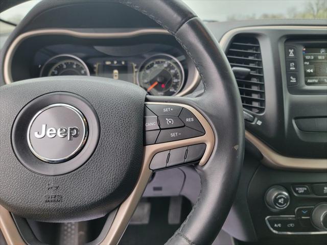 used 2015 Jeep Cherokee car, priced at $12,285
