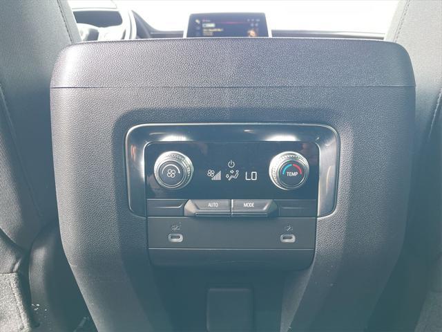 used 2023 GMC Yukon XL car, priced at $52,980
