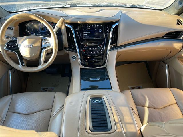 used 2018 Cadillac Escalade ESV car, priced at $33,750