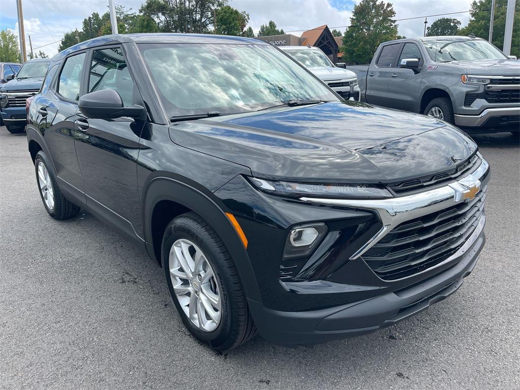 new 2026 Chevrolet TrailBlazer car, priced at $25,585