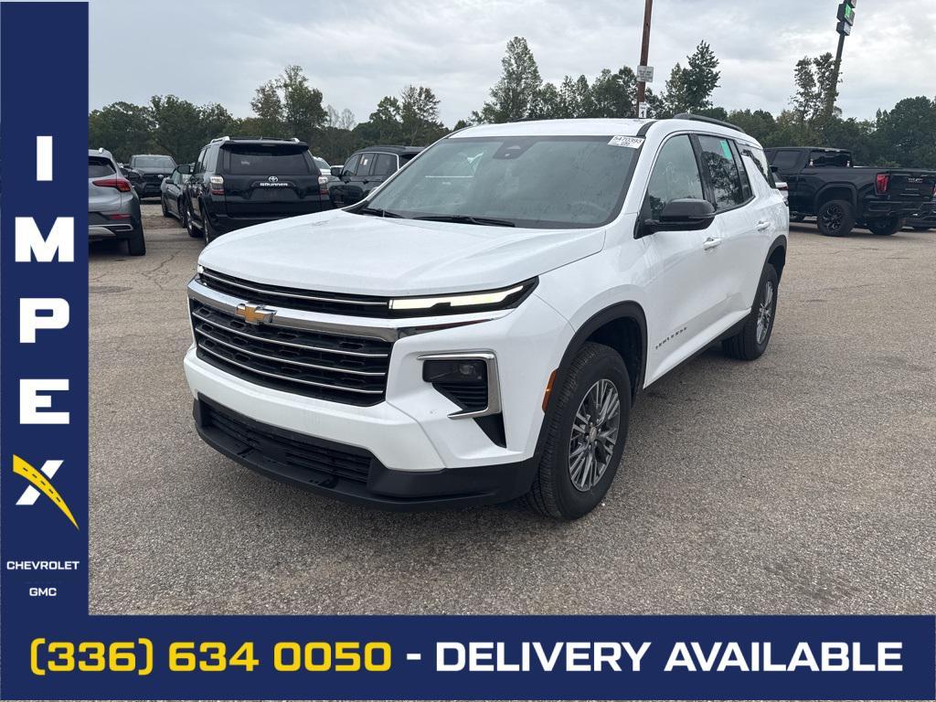 used 2025 Chevrolet Traverse car, priced at $36,250