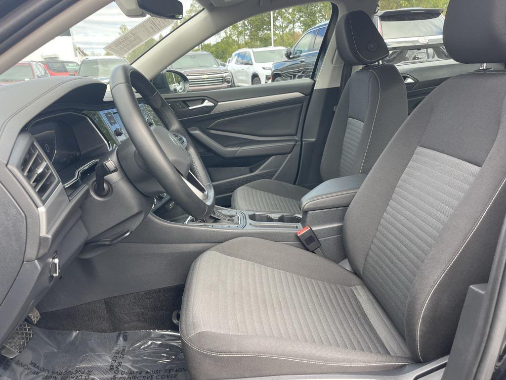 used 2024 Volkswagen Jetta car, priced at $19,250