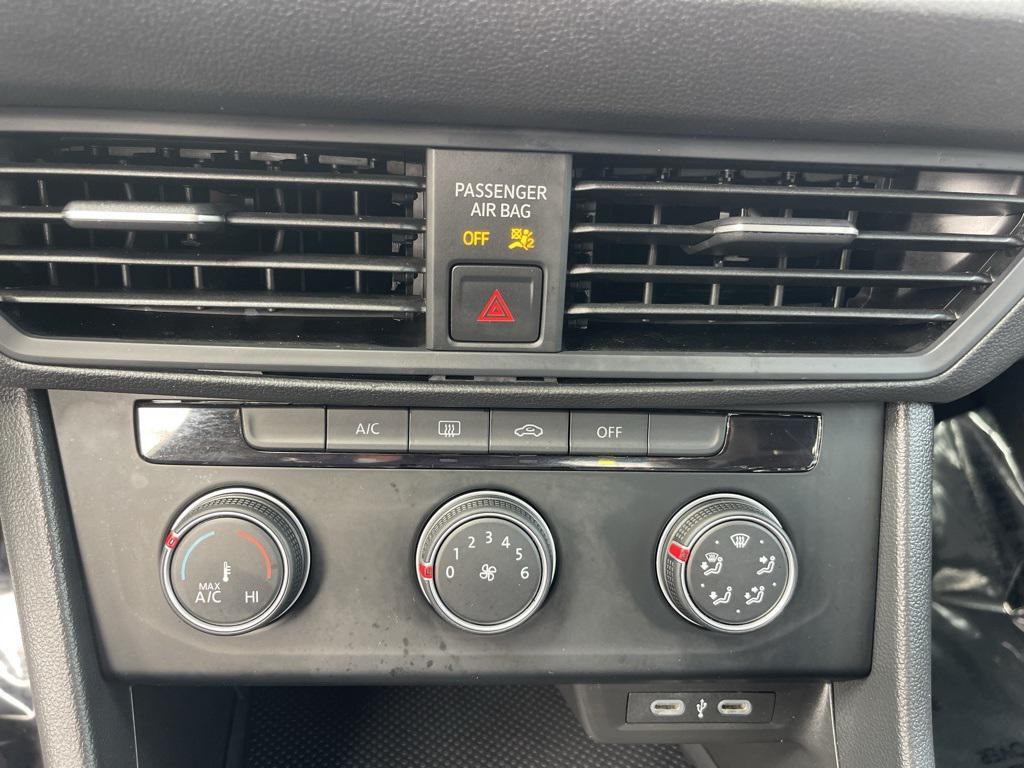 used 2024 Volkswagen Jetta car, priced at $19,250