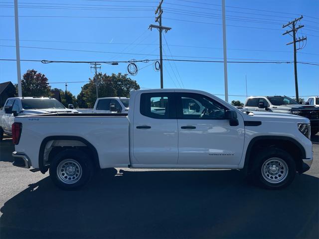 used 2023 GMC Sierra 1500 car, priced at $40,900