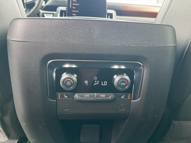 used 2025 GMC Yukon car, priced at $85,200