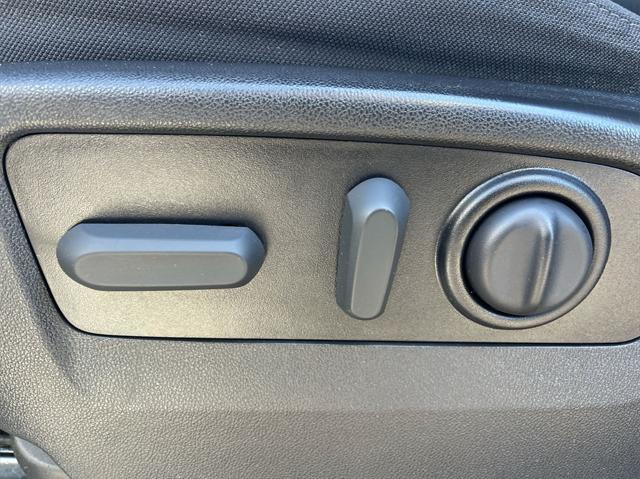 used 2022 GMC Sierra 1500 car, priced at $37,500