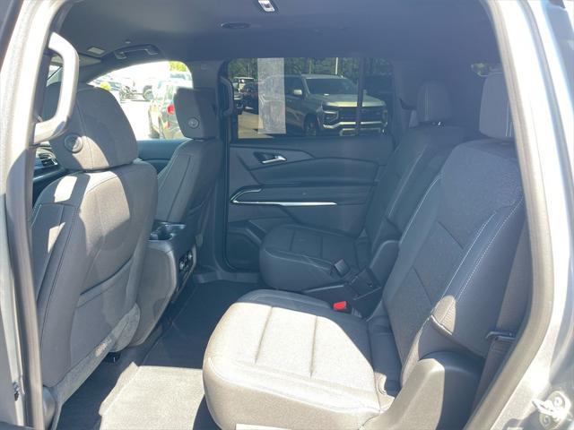 used 2024 Chevrolet Traverse car