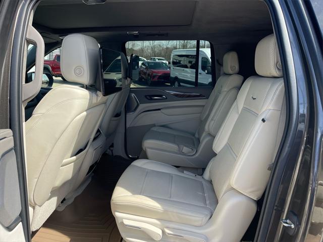 used 2021 Cadillac Escalade ESV car, priced at $65,460