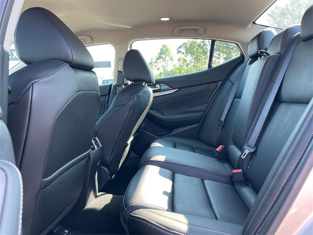 used 2021 Nissan Maxima car, priced at $25,500