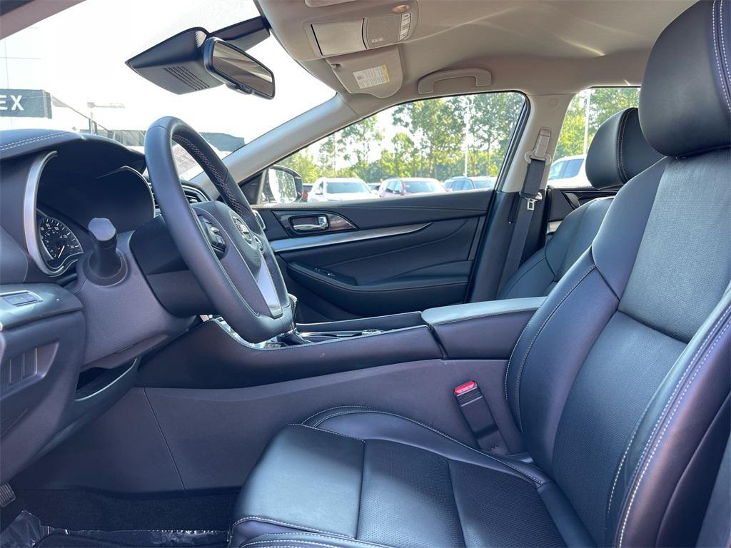 used 2021 Nissan Maxima car, priced at $25,500