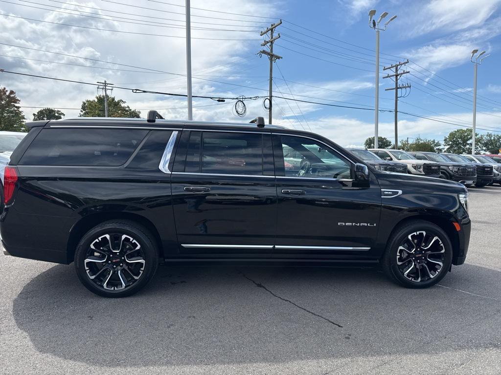 used 2024 GMC Yukon XL car, priced at $71,890