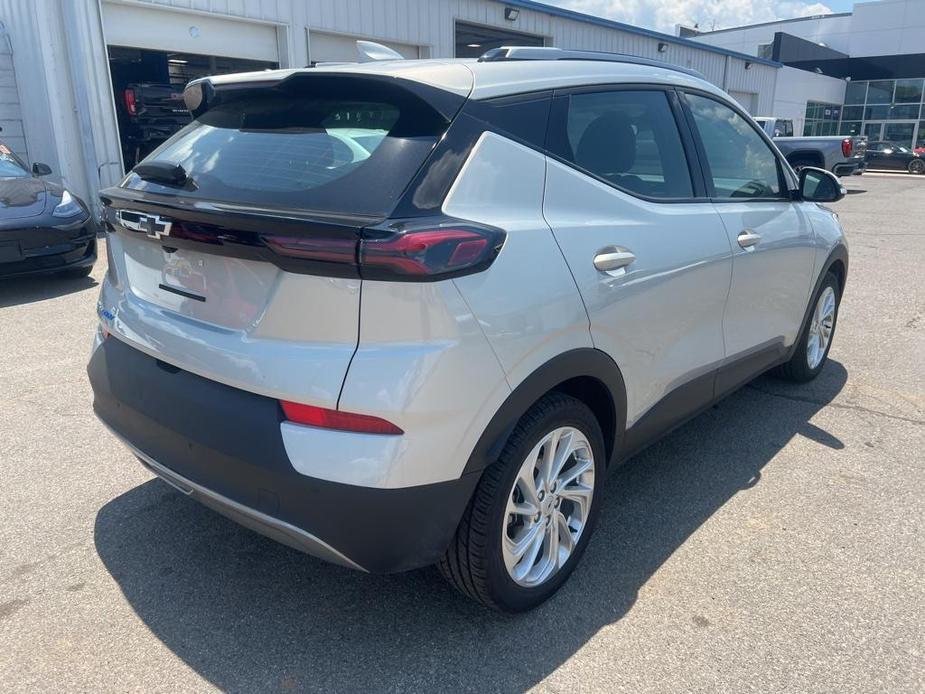 used 2023 Chevrolet Bolt EUV car, priced at $17,400