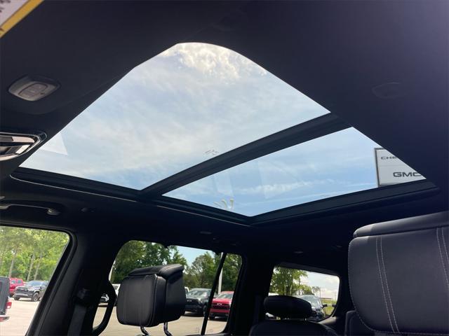 used 2022 Jeep Grand Wagoneer car, priced at $57,399