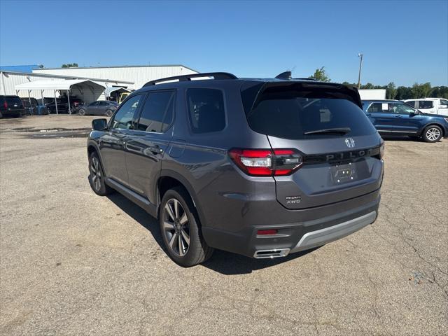 used 2025 Honda Pilot car, priced at $42,980
