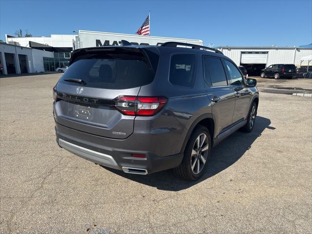 used 2025 Honda Pilot car, priced at $42,980