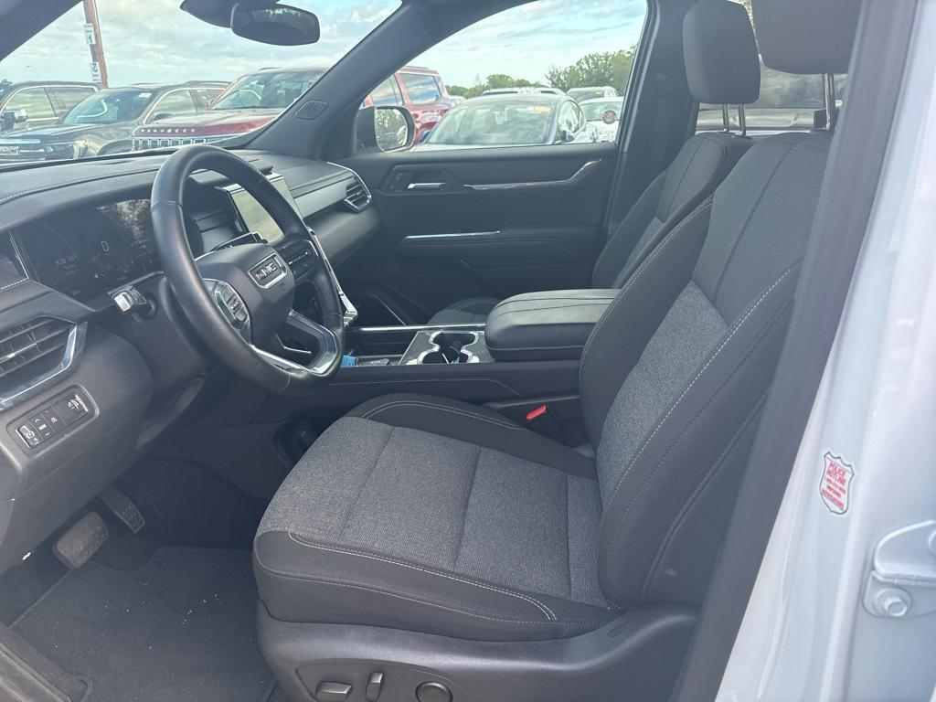 used 2025 GMC Acadia car, priced at $34,550