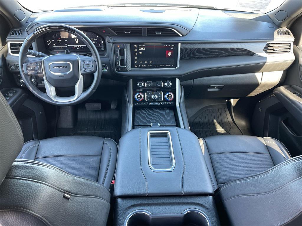 used 2023 GMC Yukon XL car