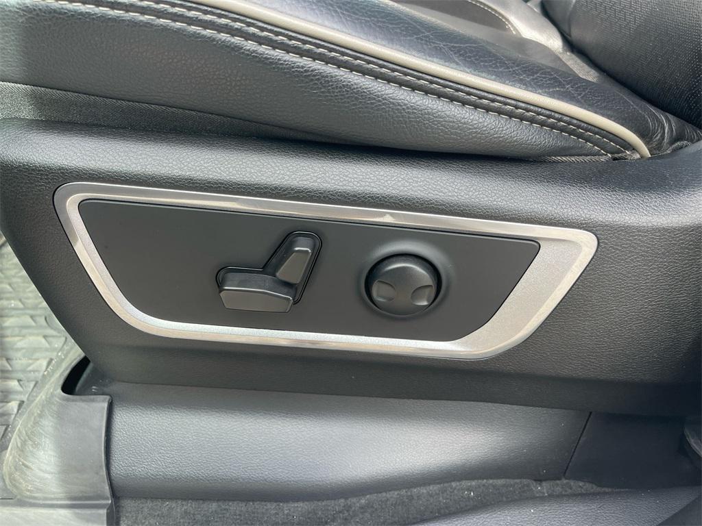 used 2022 Ram 1500 car, priced at $35,680