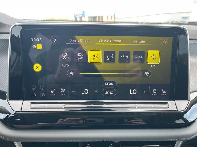 used 2024 Volkswagen Atlas car, priced at $42,400