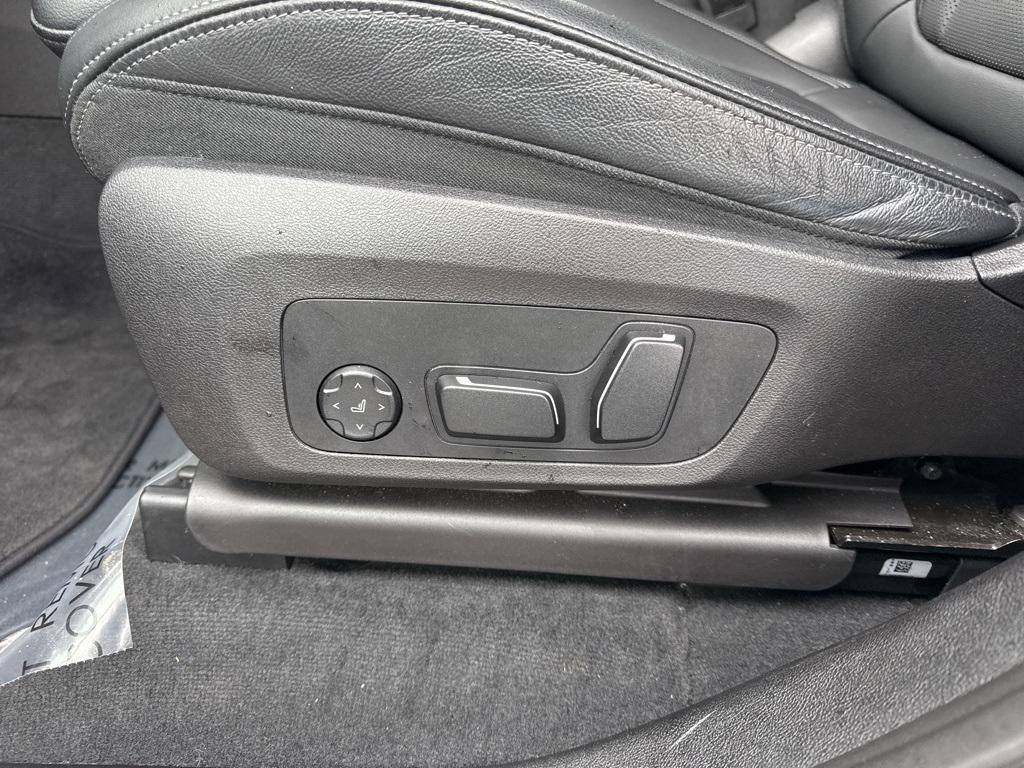 used 2024 BMW X4 car, priced at $38,190