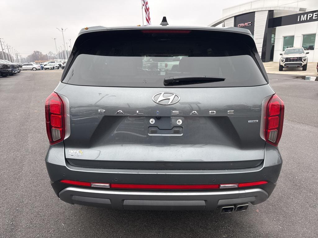 used 2025 Hyundai Palisade car, priced at $34,890